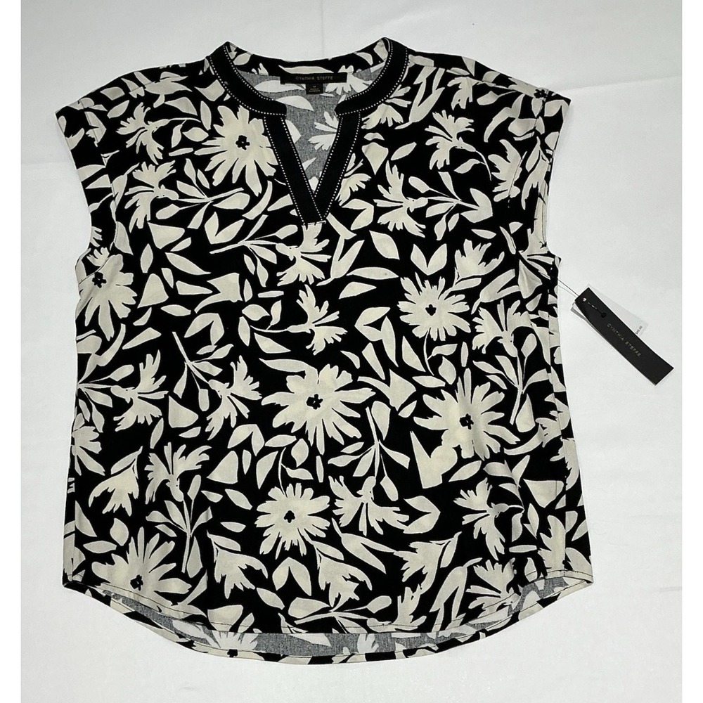 Cynthia Steffe Blouse Womens Medium Black NWT Floral Boho Sleeveless Casual
